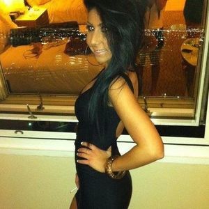 Meet your Posher, Eva